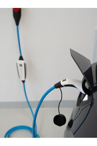 Çantalı Başlangıç Set 32a 22kw 7.5 Metre Ac Mobil Elektrikli Araç Şarj Istasyonu Ev Prizli Wallbox 11 Kw