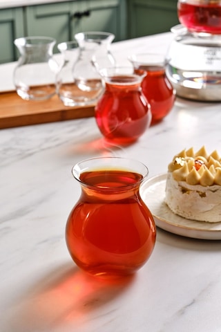 Karaca x Refika Gönlübol 6'Lı Çay Bardağı Seti