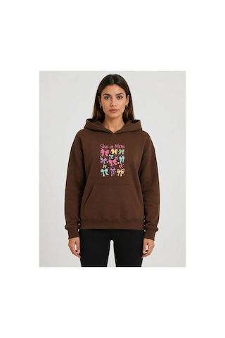Herkesemoda Renkli Kurdeleler Baskılı Kapüşonlu 2 İplik Şardonlu Sweatshirt Kahverengi