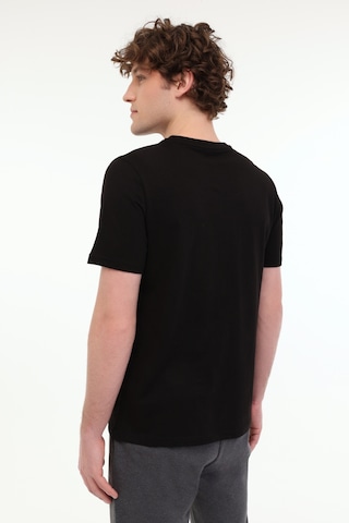 Kinetix Mb Pam V 11sn221 5fx Siyah Erkek Kısa Kol T-shirt 000000000101938839 Siyah