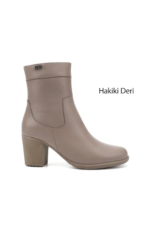 Gönderi(R) Gönderi R Kadın Bej Fermuarlı Kalın Topuklu Hakiki Deri Bot Gkzb13448457 Bej