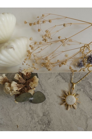 Handmade Pirinç Üzeri Altın Kaplama Güneş Şeklinde Beyaz Kadın Kolye Sevgiliye Hediye