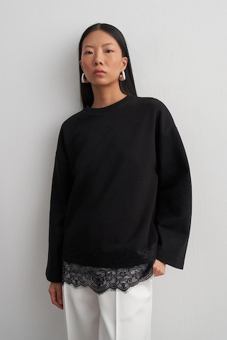 Kadriye Baştürk Dantel Mach Sweatshirt Siyah