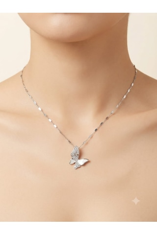 Kelebek Figürlü Zirkon Taşlı Gümüş Renk Kolye Gri Gümüş Kelebek Figürlü Zirkon Taşlı Gümüş Renk Kolye Gri Gümüş