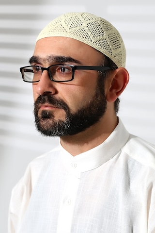 Makine Örgüsü Dantel Detaylı Namaz Takkesi Krem Krem