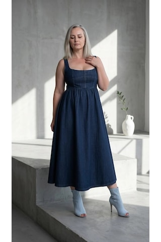 Byemelika Göğüs Agraf - Kanca Detay, Kare Yaka, Belden Kloş Etekli Denim Elbise Mavi