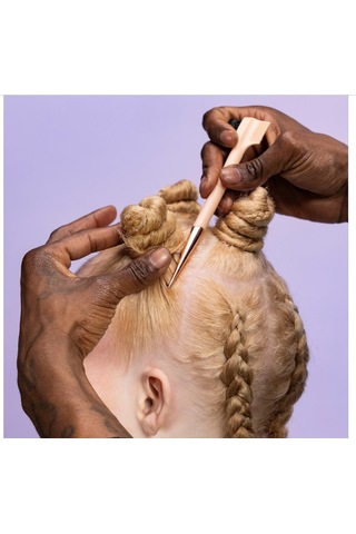 Fenty Hair The Side Stick Saç Şekillendirici Fırça