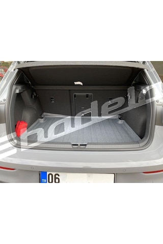 Volkswagen Golf 8 R Lıne Uyumlu Bagaj Havuzu Kokusuz Kaucuk 3D