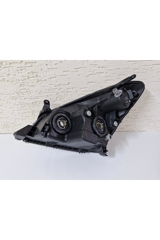 Toyota Corolla Verso Sağ Ön Far Motorlu Sıfır 2004-2008