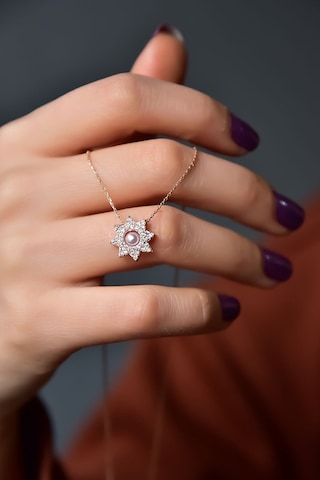 925 Ayar Gümüş Rose Kaplama Zirkon Taşlı Montür İncili Güneş Kolye