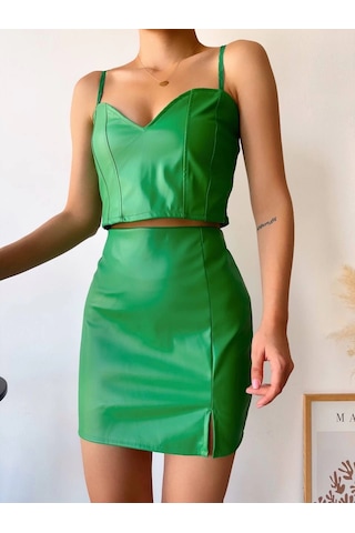 Tek Yırtmaçlı Arkadan Fermuarlı Deri Etek Yeşil S24475 Yeşil