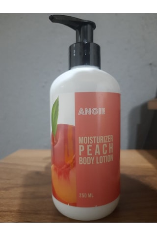 Nemlendirici Şeftali Vücut Losyonu 250ml