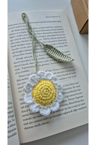 Dolgulu Papatya Amigurumi Kitap Ayracı Hediyelik Kitap Aksesuarı