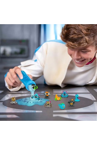 Mrbeast Lab Swarms Mega Lab Pack 12'li Mikro Canavarlar 24712
