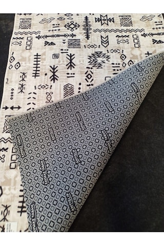 Aslan Home Kilim Desenli Yıkanabilir Kaymaz Taban Dört Mevsimlik Salon, Banyo, Balkon, Genç Odası Kesme Yolluk Bej & Siyah