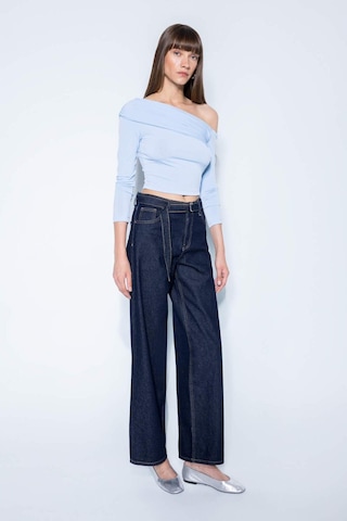 Defacto Slim Fit Omuzu Açık Basic Düz Uzun Kollu Bluz D4559AX24AUBE745 Mavi