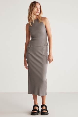 Ethıquet Lauren Kadın Slim Fit Fermuar Detaylı Midi Gri Etek
