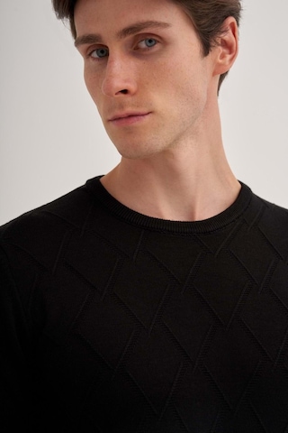 Cazador 3084 Erkek Bisiklet Yaka Kazak Siyah