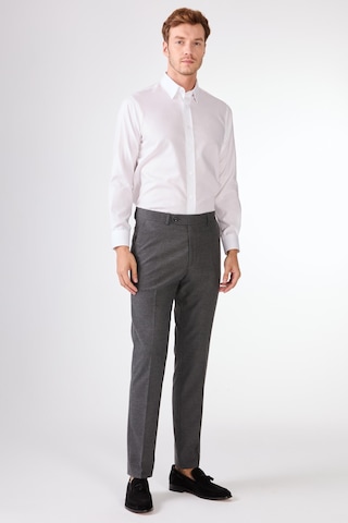 Beyaz Düz Uzun Kol Regular Fit Erkek Gömlek Beyaz