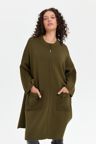 Kadın Dik Yaka Cebi Gül İşlemeli Fermuarlı Panço Haki Haki