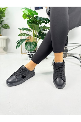 Günlük Kadın Sneaker Bağcıklı Yıldız Detaylı Tırtıklı Taban Oval Burunlu Rahat Spor Ayakkabı 602 Siyah