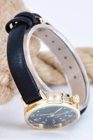 Altın Renk Kasa Siyah Deri Kordon Siyah Kadran Kadın Kol Saati Su-887