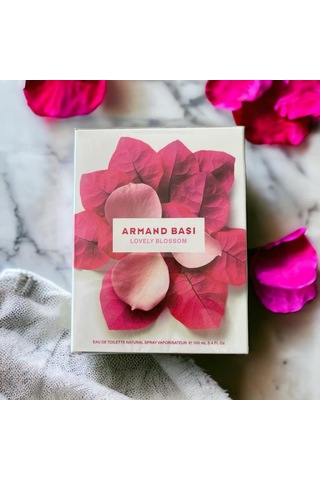 Armand Basi Lovely Blossom Kadın Parfüm EDT 100 ML