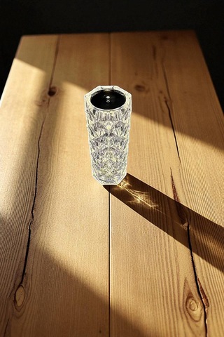 Masaya Yapışan Mıknatıslı Şarj Edilebilir Masa Lambası Siyah