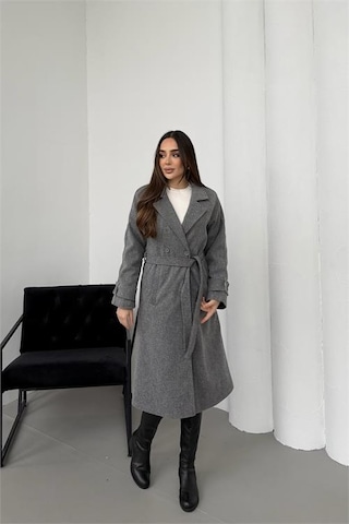 Neşeli Butik Kadın Antrasit Kuşaklı Reglan Kol Düğmeli Premium Kaşe Kaban Nbkbn01 Antrasit