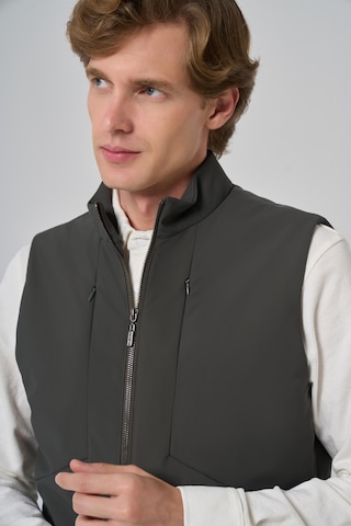 Morven Erkek Haki Polyamide Spor Gizli Cep Fermuarlı Yelek 26ks049001710 Haki