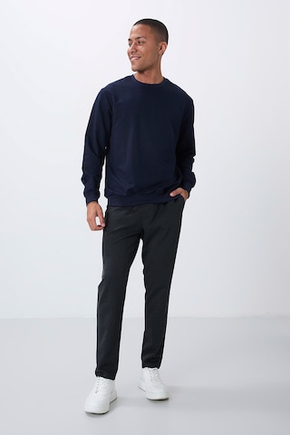 Tommy Life Koyu Gri Yüzeyi Dokulu Standart Fit Erkek Eşofman Alt - 82155