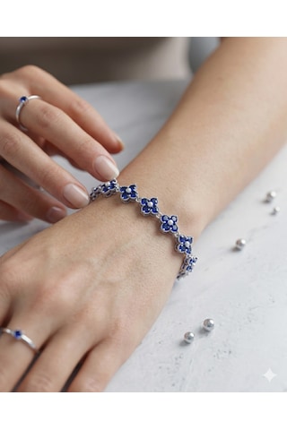 Kadın Mavi Çiçek Model Çelik Bileklik Silver