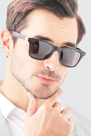 The Roomy Polarize Lens Kırmızı Detaylı Siyah Wayfarer Erkek Güneş Gözlüğü