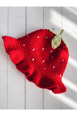 Crochet By Neslii Baby Strawberry Bonnet Şapka Kırmızı
