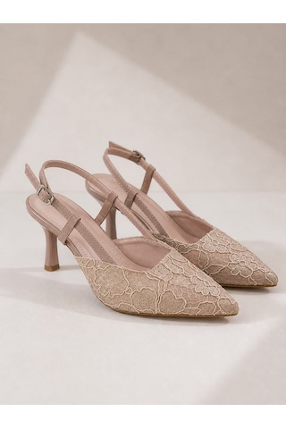 Lebibe Shoes Lısa Kadın Pudra Sivri Burun 7 Cm Topuklu Çiçek Dantel Desenli Rugan Slingback Ayakkabı