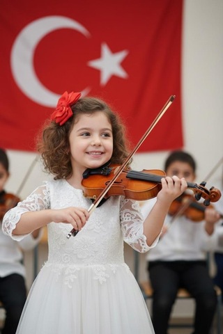 Midex LMA - 544TYS 1/2 Profesyonel Keman 2 / 4 Çocuk Kemanı 8 - 10 Yaş (Yastık Susturucu Yedek Tel Çanta Yay Reçine Metod)