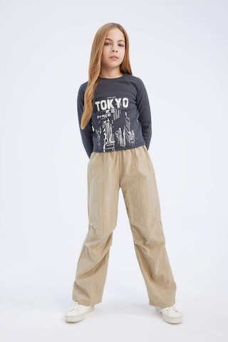 DeFacto Kız Çocuk Beli Lastikli Düz Paça Paraşüt Pantolon D7605A825SMBG414 Bej