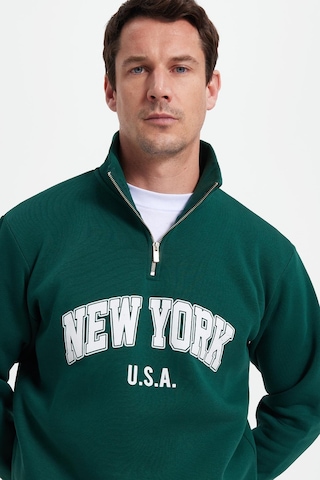 Tudors Erkek Relax Fit Rahat Kesim Pamuklu Yarım Fermuarlı Baskılı Haki Sweatshirt-42316 Haki