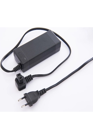 220v 12/24 Volta Dönüştürücü Oto Buzdolabı Adaptörü 220v 12/24 Volta Dönüştürücü Oto Buzdolabı Adaptörü