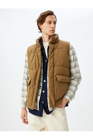 Koton Kapaklı Cep Detaylı Dik Yaka Slim Fit Şişme Yelek Haki Desenli 5wam20046hw Haki
