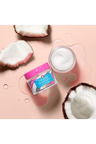 First Aid Beauty Hello Fab Coconut Water Cream - Hindistan Cevizi Suyu İçeren Nemlendirici Krem 50 Ml
