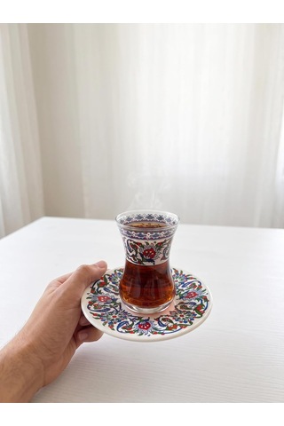 Çini Desenli 2 Kişilik Çay Bardağı Seti - Tabaklı Ince Belli Çay Takımı + French Press & Nar Çay Hediyeli Çok Renkli