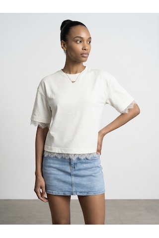 Dilvin 32826 Dantel Detaylı Kısa Kollu T-shirt-ekru