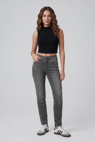 Bluew White Kadın Likralı Slim Fit Gri Jean Pantolon