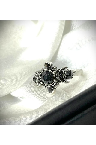 Dükkan Design Gecenin Karanlığı Ayarlanabilir Taşlı Yüzük Siyah