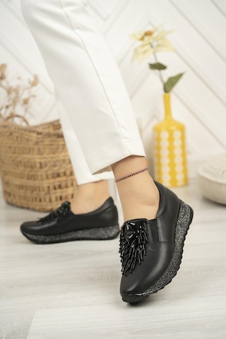 Nesil Shoes Sdf 332 Siyah Cilt Taşlı Kadın Ayakkabı Siyah