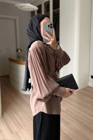 Kahijab Kemerli Vatkalı Gömlek - Camel