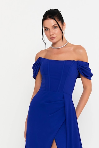 Doridorca Kadın Straplez Korseli Kol Detaylı Derin Yırtmaçlı Uzun Abiye Elbise 5136 Saks Saks