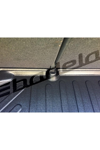 Alfa Romeo Gıulietta Bagaj Havuzu 2011-2021 Siyah 3d Kokusuz