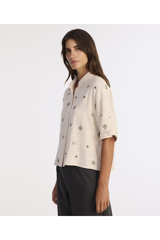 Yargıcı Regular Gömlek Yaka Kısa Kol Gömlek 25kkgm6004x 368 Ekru